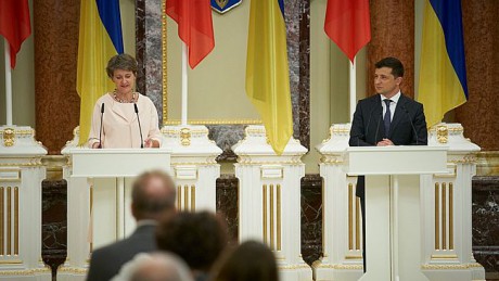 Швейцария выделит Украине 108 млн франков на гуманитарную и техническую помощь Швейцария выделит Украине 108 млн франков на гуманитарную и техническую помощь