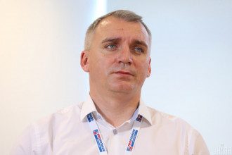 В Николаеве депутат на сессии нарушил языковой закон – мэр нашел выход
В Николаеве депутат на сессии нарушил языковой закон – мэр нашел выход