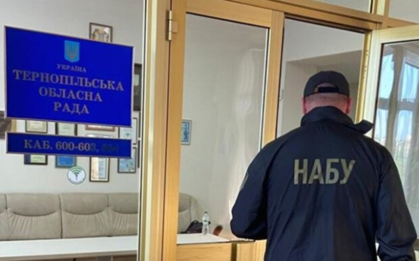 Вместо бронежилетов крутые тачки и жилье: в Финляндии задержали коррупционеров с заказом от Минобороны