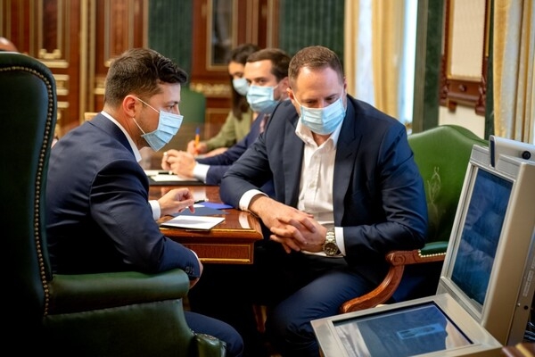 
Зеленский анонсировал новое смягчение карантина в Украине
 