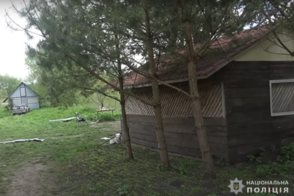 Появились подробности массового убийства на Житомирщине и фото жертв
Появились подробности массового убийства на Житомирщине и фото жертв