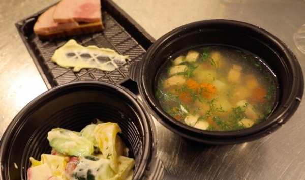 День рыболова - как приготовить ароматную уху, собственный рецепт от шеф-повара День рыболова - как приготовить ароматную уху, собственный рецепт от шеф-повара