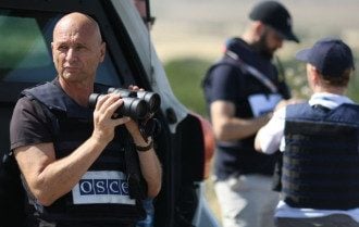 Наблюдетили ОБСЕ стали заложниками сепаратистов: в ТКГ подтвердили факт захвата
Наблюдетили ОБСЕ стали заложниками сепаратистов: в ТКГ подтвердили факт захвата