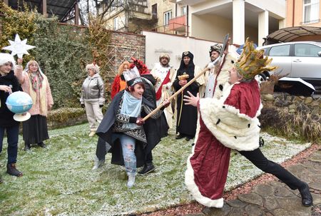 Во Львове создали «коронавирусный» вертеп Во Львове создали «коронавирусный» вертеп