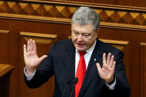 Порошенко играет на руку российской пропаганде, когда озвучивает вместе с Песковым схожие заявления, – эксперт Порошенко играет на руку российской пропаганде, когда озвучивает вместе с Песковым схожие заявления, – эксперт