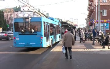 Электротранспорт и автобусы: украинцам готовят новые тарифы на проезд Электротранспорт и автобусы: украинцам готовят новые тарифы на проезд