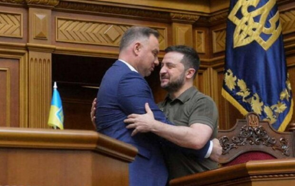 Президент Польши Анджей Дуда отправляется в гастрольное турне ради Украины Президент Польши Анджей Дуда отправляется в гастрольное турне ради Украины