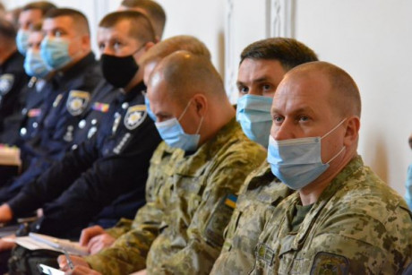 Украинские военные готовятся к возможным ситуациям на белорусской границе Украинские военные готовятся к возможным ситуациям на белорусской границе