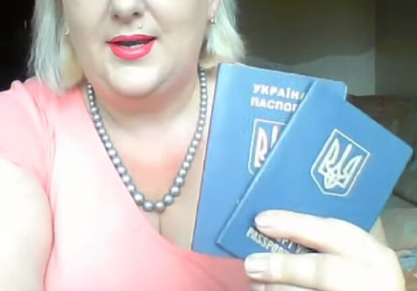Зачем украинцам нужен "белый паспорт"? Этот документ спасет вас в тяжелую минуту