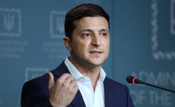 "Мы никогда не сдаемся": Зеленский призвал к переговорам с Путиным
"Мы никогда не сдаемся": Зеленский призвал к переговорам с Путиным