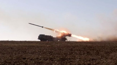 Российские войска ночью нанесли два ракетных удара по аэропорту Днепра Российские войска ночью нанесли два ракетных удара по аэропорту Днепра