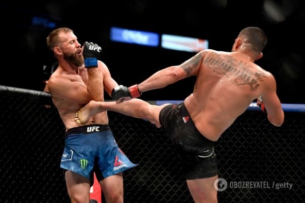 UFC 249: Петтис во второй раз победил Серроне
UFC 249: Петтис во второй раз победил Серроне