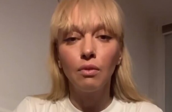 Оля Полякова показала смелых и трогательных украинских защитников: "Папочка защищает" Оля Полякова показала смелых и трогательных украинских защитников: "Папочка защищает"