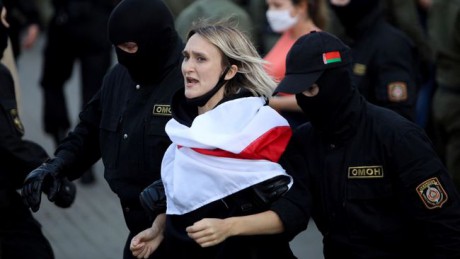 В Минске задержали несколько сотен митингующих, - правозащитники
