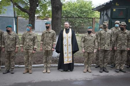 Военные морской пехоты почтили павшего на Востоке собрата Военные морской пехоты почтили павшего на Востоке собрата