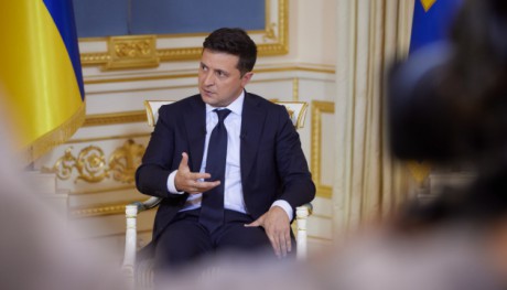 Зеленский подписал указ о введении санкций против нардепа Козака Зеленский подписал указ о введении санкций против нардепа Козака