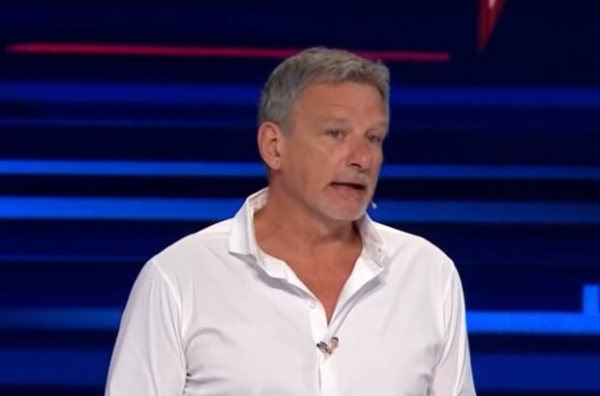Пальчевский показал, как действия власти привели к кризису с пандемией: "Веселились, словно взбесились" Пальчевский показал, как действия власти привели к кризису с пандемией: "Веселились, словно взбесились"