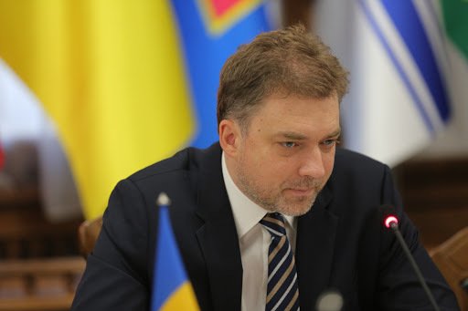 Экс-министр обороны Загороднюк приоткрыл причину своего увольнения
Экс-министр обороны Загороднюк приоткрыл причину своего увольнения