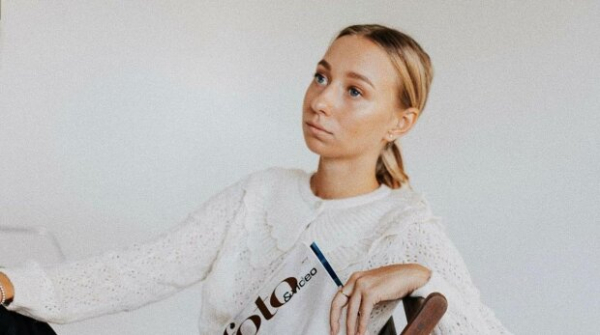 Екатерина Репяхова рассказала, кто она на самом деле, и чем занималась до Виктора Павлика: "Нашла в себе силы" Екатерина Репяхова рассказала, кто она на самом деле, и чем занималась до Виктора Павлика: "Нашла в себе силы"