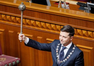 Зеленский сам дал основание для своего импичмента – юрист
Зеленский сам дал основание для своего импичмента – юрист