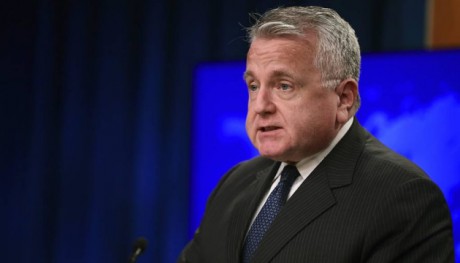 Посол США в РФ отказался делать прививку российской вакциной от COVID-19 Посол США в РФ отказался делать прививку российской вакциной от COVID-19