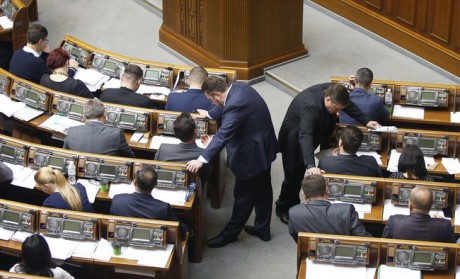 Парламент одобрил рассмотрение "банковского" законопроекту по особой процедуре Парламент одобрил рассмотрение "банковского" законопроекту по особой процедуре