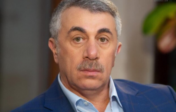 Доктор Комаровский рассказал, как подобрать подгузники для малыша: "На вырост не стоит" Доктор Комаровский рассказал, как подобрать подгузники для малыша: "На вырост не стоит"