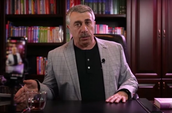 "Они хотят на вас сэкономить" - Комаровский развенчал необходимость масок в офисах "Они хотят на вас сэкономить" - Комаровский развенчал необходимость масок в офисах