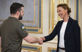 Зеленский встретился с генсеком Совета Европы: какие темы обсуждали
Зеленский встретился с генсеком Совета Европы: какие темы обсуждали