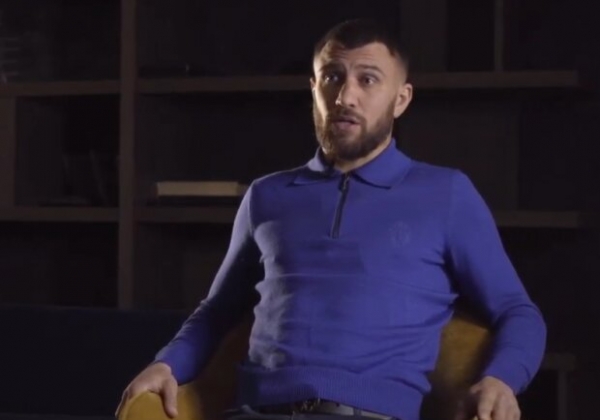 Ломаченко после проигрыша Лопесу заявил о готовности драться с Хейни: "Мы на разных платформах, но я не против"