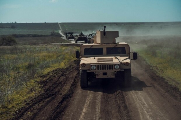 На Донбассе оккупанты обстреляли пригород Авдеевки из гранатометов и напали на ВСУ с беспилотника На Донбассе оккупанты обстреляли пригород Авдеевки из гранатометов и напали на ВСУ с беспилотника