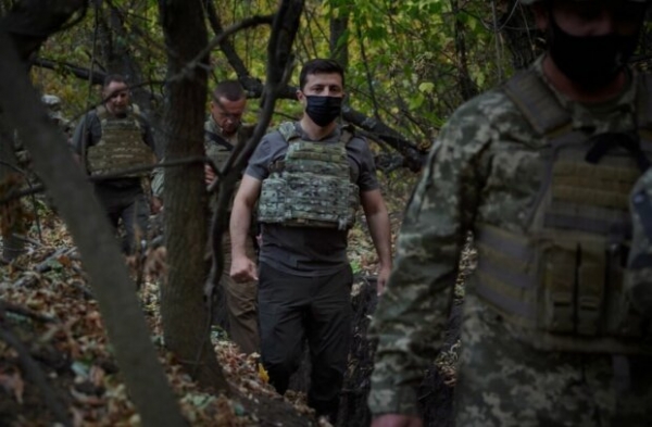 Зеленскому показали "запечатанный" выход, где притаились путинские орки: "Готовы в любой момент..." Зеленскому показали "запечатанный" выход, где притаились путинские орки: "Готовы в любой момент..."