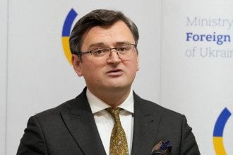 "Это win-win для всех": Кулеба призвал ЕС отбросить страхи и дать Украине статус кандидата
"Это win-win для всех": Кулеба призвал ЕС отбросить страхи и дать Украине статус кандидата