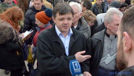 Семенченко перевели из больницы в следственный изолятор СБУ Семенченко перевели из больницы в следственный изолятор СБУ