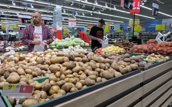 Цены не будут стоять на месте: украинцев предупредили о подорожании картофеля, лука и тепличных овощей Цены не будут стоять на месте: украинцев предупредили о подорожании картофеля, лука и тепличных овощей