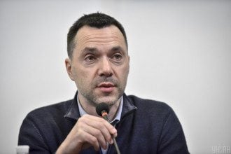 Новая боевая атака на Украину и контрудар ВСУ: Арестович объявил о военных сценариях России
Новая боевая атака на Украину и контрудар ВСУ: Арестович объявил о военных сценариях России