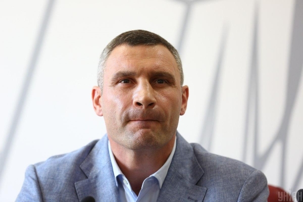Телеканалы Медведчука по сигналу из ОП заблокировали негатив на Кличко - журналист
Телеканалы Медведчука по сигналу из ОП заблокировали негатив на Кличко - журналист
