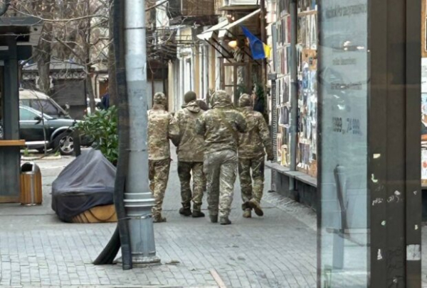 Штраф 100 тысяч за неявку в ТЦК: в Раде прокомментировали "нововведение" по мобилизации Штраф 100 тысяч за неявку в ТЦК: в Раде прокомментировали "нововведение" по мобилизации