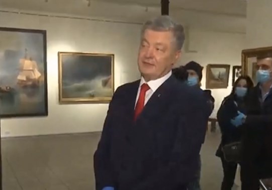 В ГБР признались, брали ли штурмом музей с коллекцией картин Порошенко
В ГБР признались, брали ли штурмом музей с коллекцией картин Порошенко
