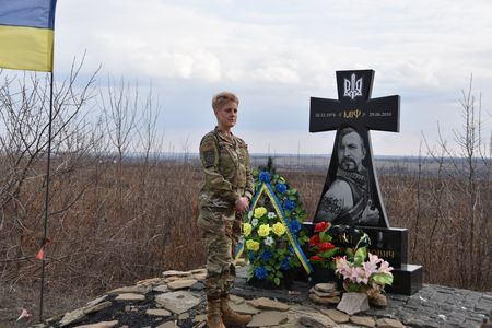 Американская делегация во главе с атташе по вопросам армии и обороны посетила район ООС
