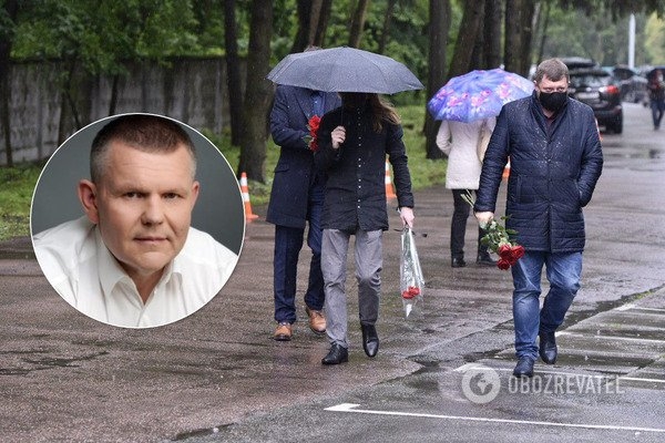 С погибшим нардепом Давыденко попрощались в "Феофании": появились первые фото и видео
С погибшим нардепом Давыденко попрощались в "Феофании": появились первые фото и видео