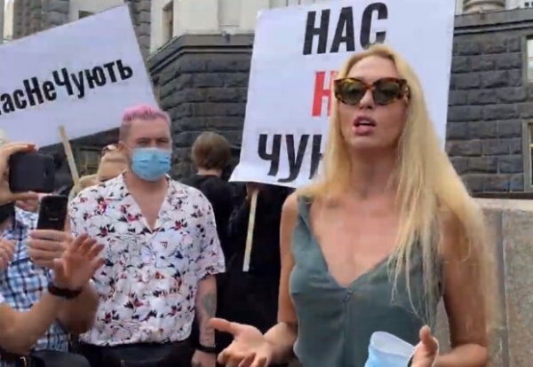 Рада приняла закон о поддержке украинского шоубиза: крики Поляковой возле Кабмина подействовали? Рада приняла закон о поддержке украинского шоубиза: крики Поляковой возле Кабмина подействовали?
