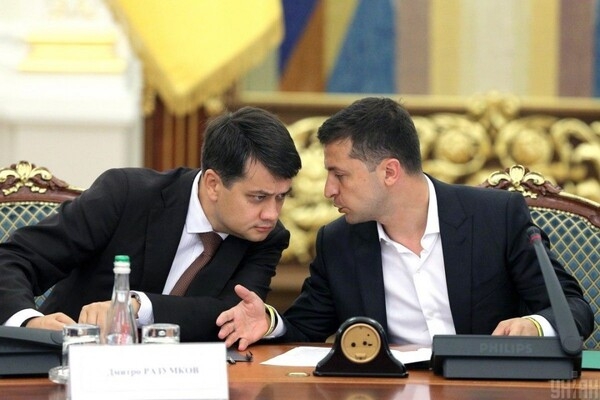 Как Украина будет возвращать Крым: Разумков поделился планом
Как Украина будет возвращать Крым: Разумков поделился планом