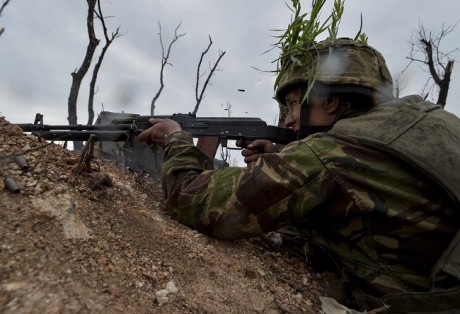 Оккупанты в Донбассе осуществили два обстрела с начала прекращения огня Оккупанты в Донбассе осуществили два обстрела с начала прекращения огня