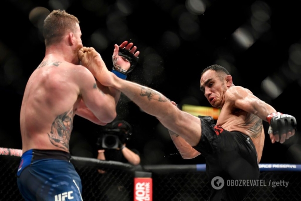 
Гэтжи сенсационно нокаутировал Фергюсона на UFC 249
 
