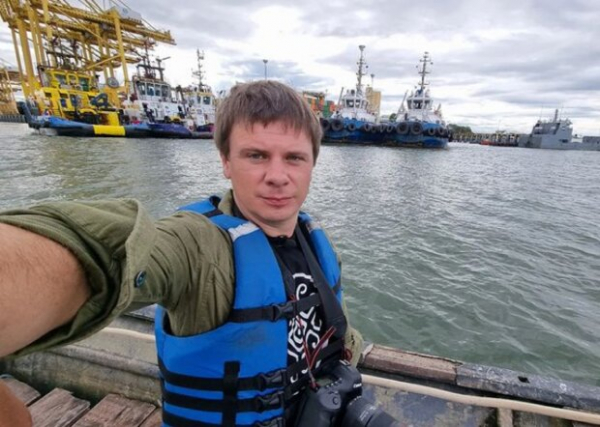 Дмитрий Комаров из "Мира наизнанку" познакомил украинцев с уникальной красоткой: лишилась рук и ноги, но не сдалась Дмитрий Комаров из "Мира наизнанку" познакомил украинцев с уникальной красоткой: лишилась рук и ноги, но не сдалась