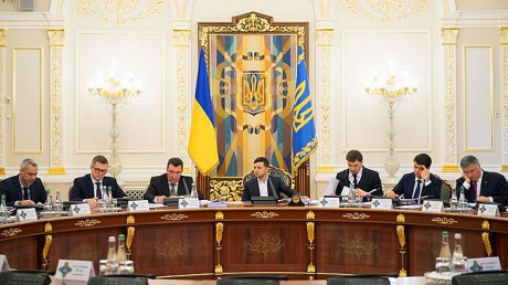 СНБО вводит санкции против 19 компаний из сферы недропользования СНБО вводит санкции против 19 компаний из сферы недропользования