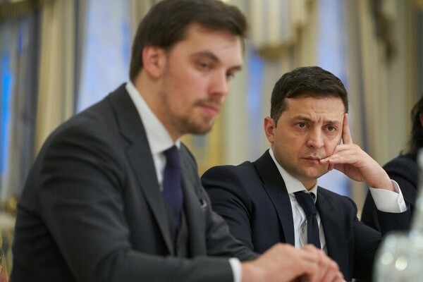 
Гончарук назвал причину многих ошибок президента Зеленского
 