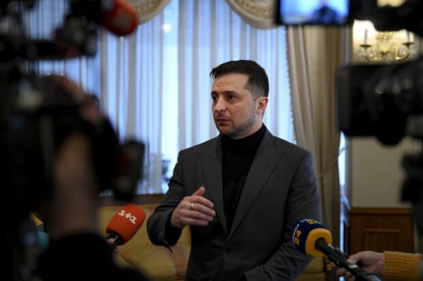 Владимир Зеленский заявил о крупных потерях на Донбассе: "Погибли 28 воинов" Владимир Зеленский заявил о крупных потерях на Донбассе: "Погибли 28 воинов"
