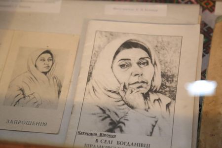 В Яготине прошел показ мод по мотивам картин Екатерины Белокур